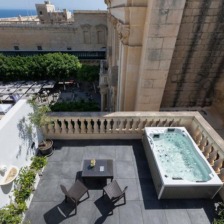 U Collection - A Luxury Collection Suites, Валетта Экстерьер фото