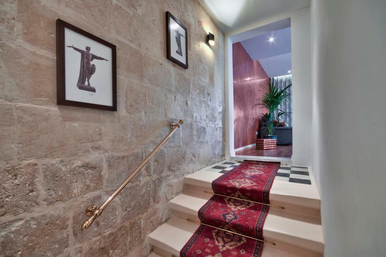 U Collection - A Luxury Collection Suites, Валетта Экстерьер фото